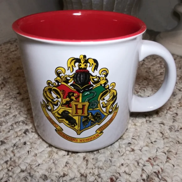 3/$18 Harry Potter Hogwarts Crest & "Never Tickle A Sleeping Dragon" Coffee Mug - Picture 4 of 8